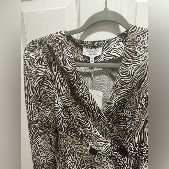 & Other Stories Button Peplum Wrap Blouse NWT ✨✨🔥🔥✨ - Picture 5 of 5